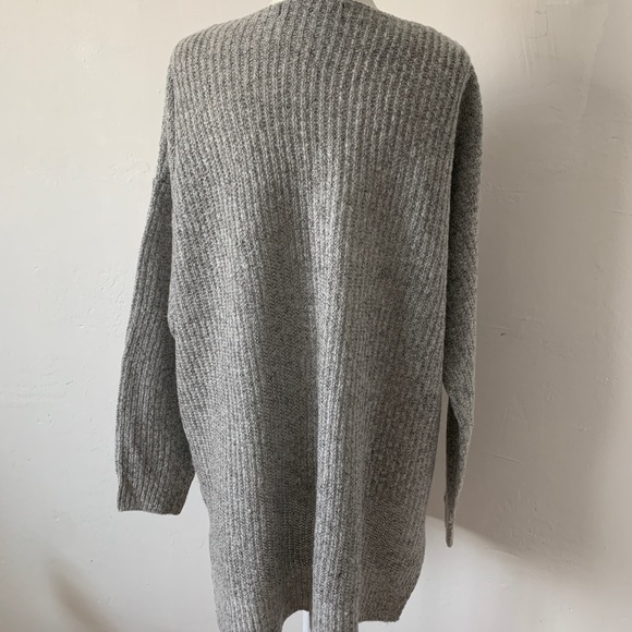 LF Old London gray knit sweater - Picture 6 of 9
